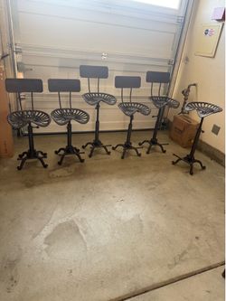 Set of 6. Patio chairs . Bar stools
