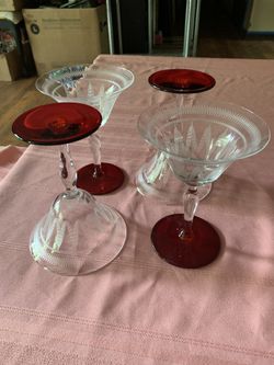 Set of 4 vintage etched glassware