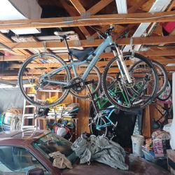 Woman's Trek Mountain Bike 