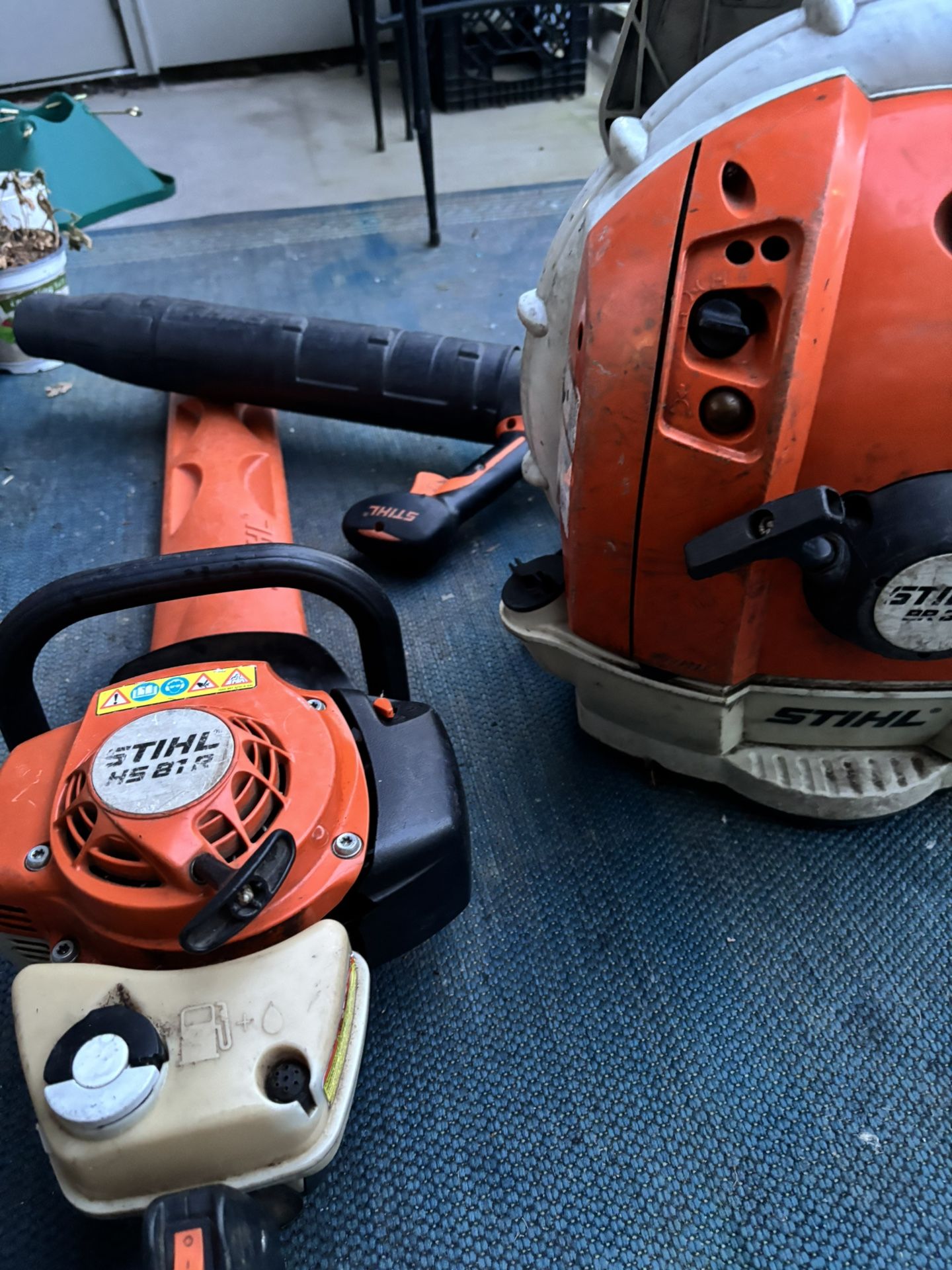 Stihl Hs 81 R And Blower BR 600