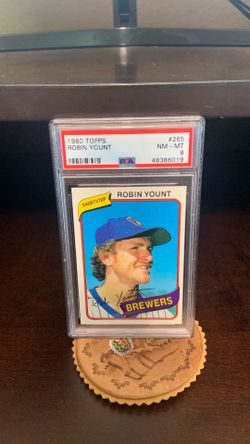 1980 Topps Robin Yount PSA 8