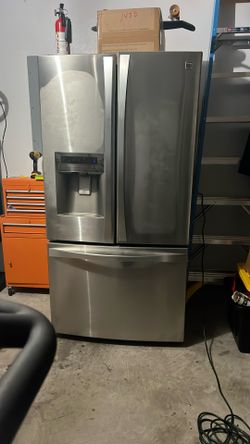 Refrigerator