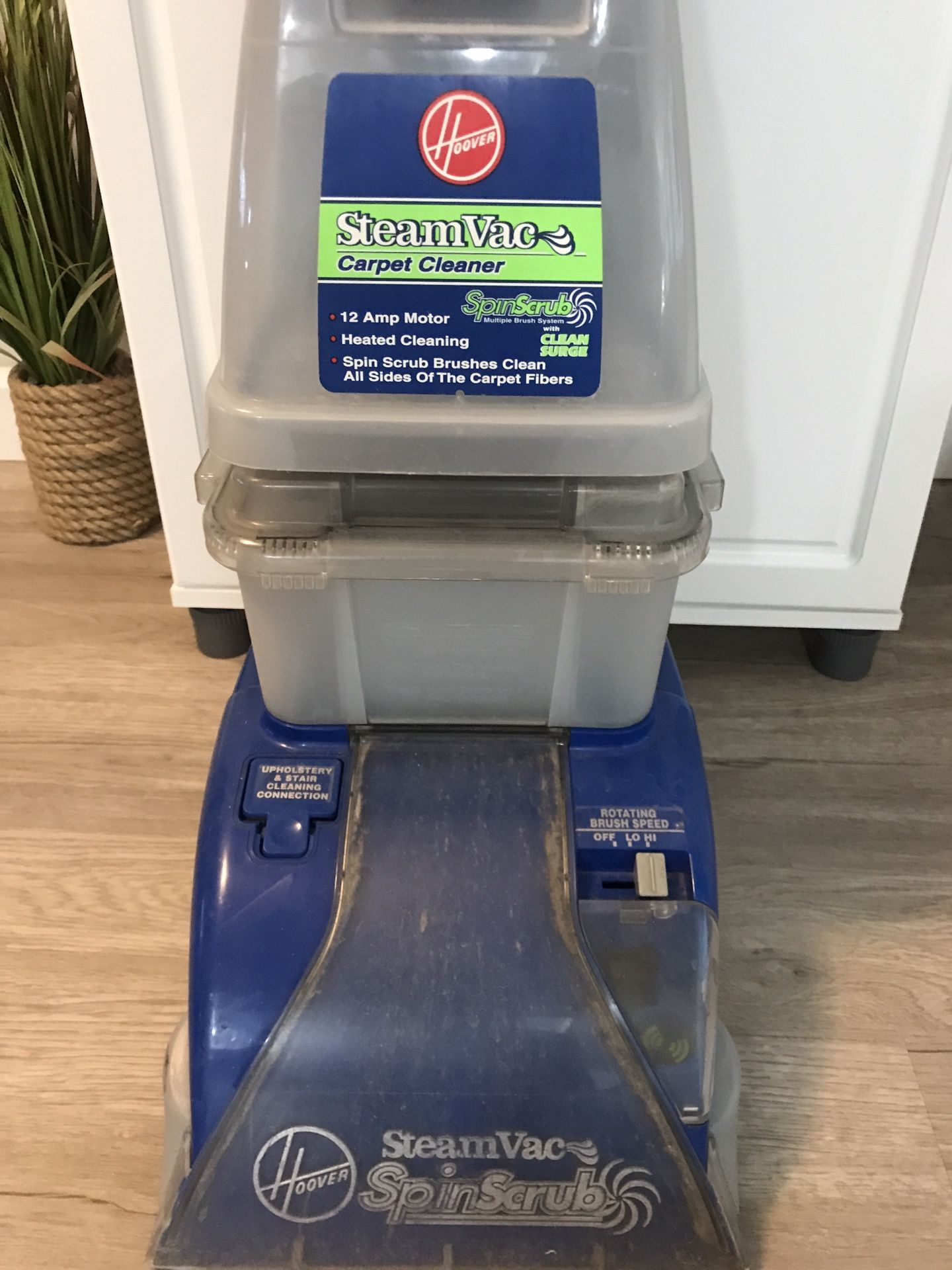 Carpet Shampooer for Sale in Pinellas Park, FL OfferUp