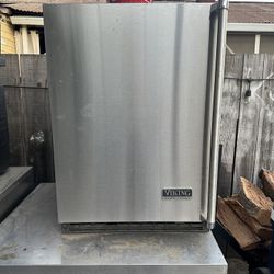 Viking Refrigerator 