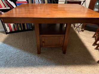 Pub style table and chairs