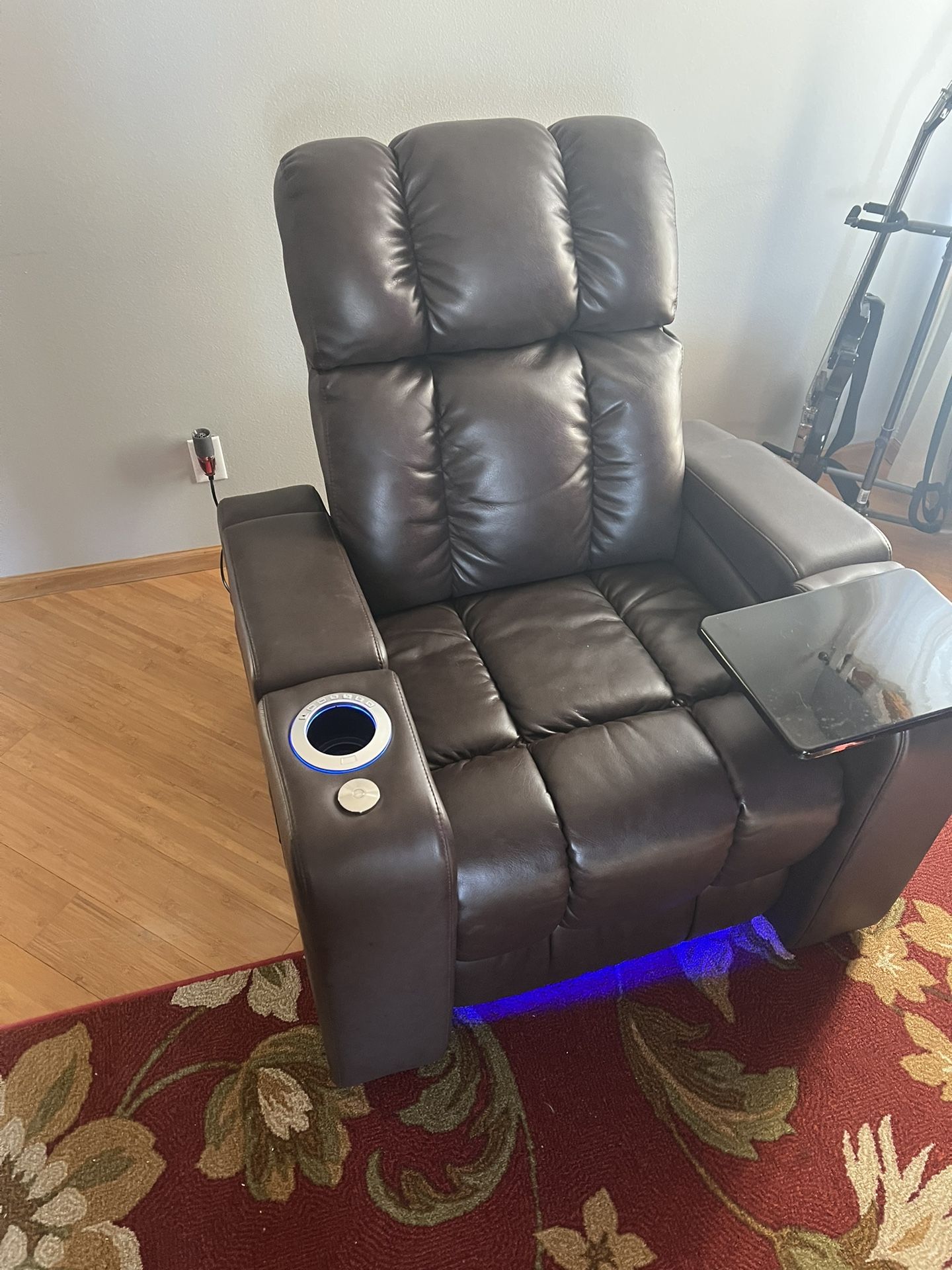 AMDXD Powered Recliner