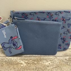 NWT Stitch Wristlet Wallet