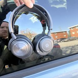 SteelSeries Arctis Nova Pro Wireless Headset 