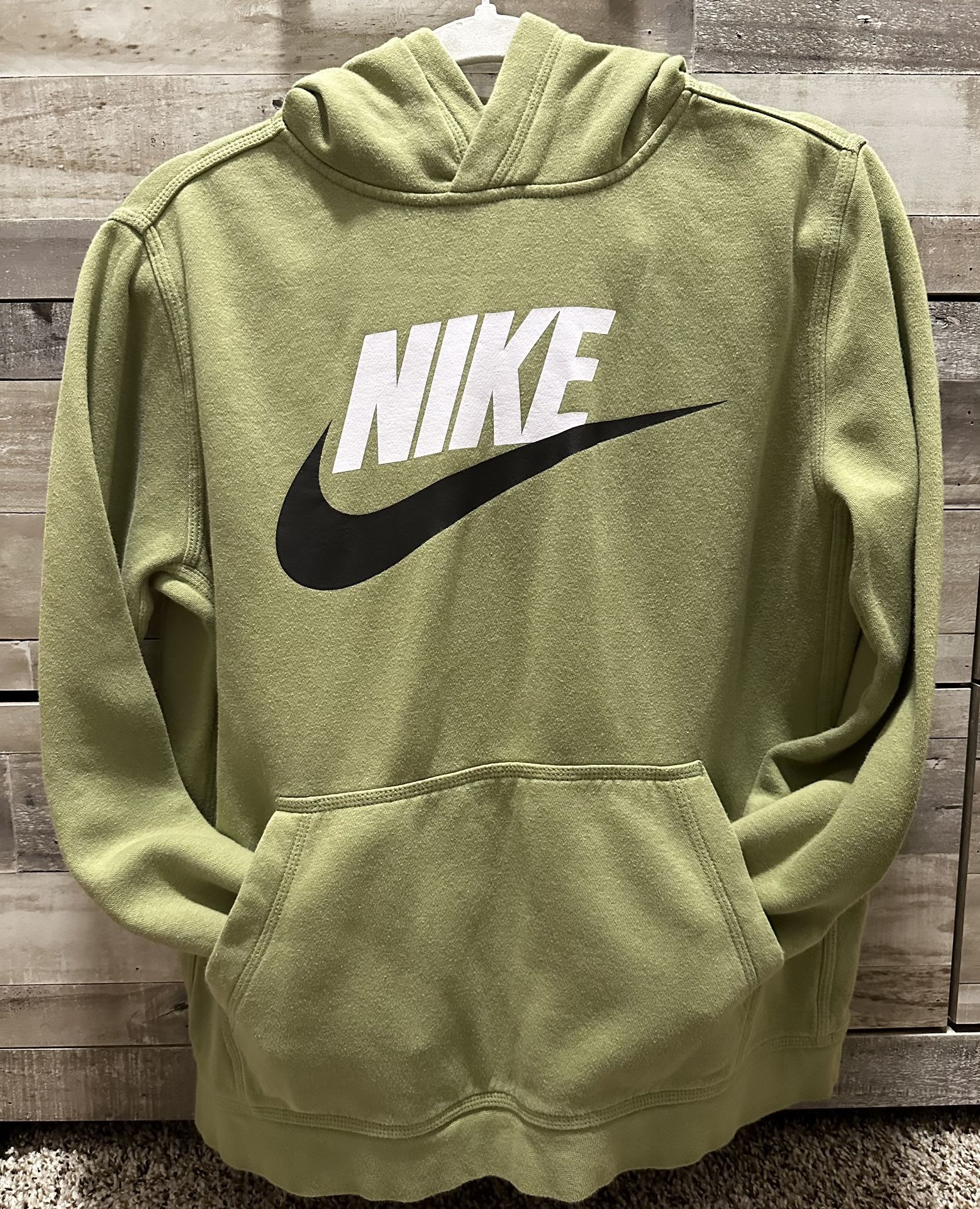 Nike Pullover Hoodie ~ Big Kids (Boys)