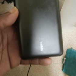 BELKI N 5oooamp Portable Charger 