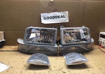 #173 Fit 92-96 Ford F150/250/350/Bronco Chrome Amber Headlight 