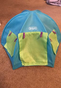 Breyer Horse Tent and accessories