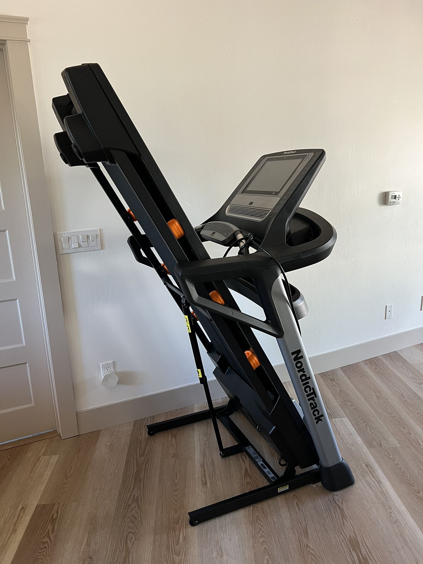 NordicTrack Elite 1400 Treadmill