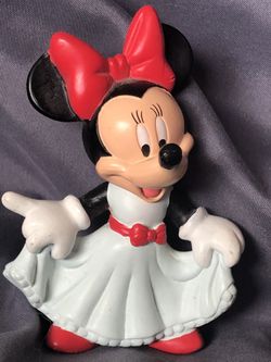 Disney Minnie Mouse figurine ! Easter gift idea! Birthday cake topper! 3.5” toy