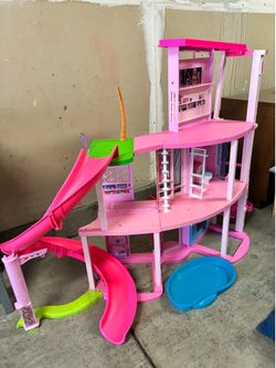 Barbie dream house
