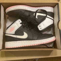 JORDAN 1 MID