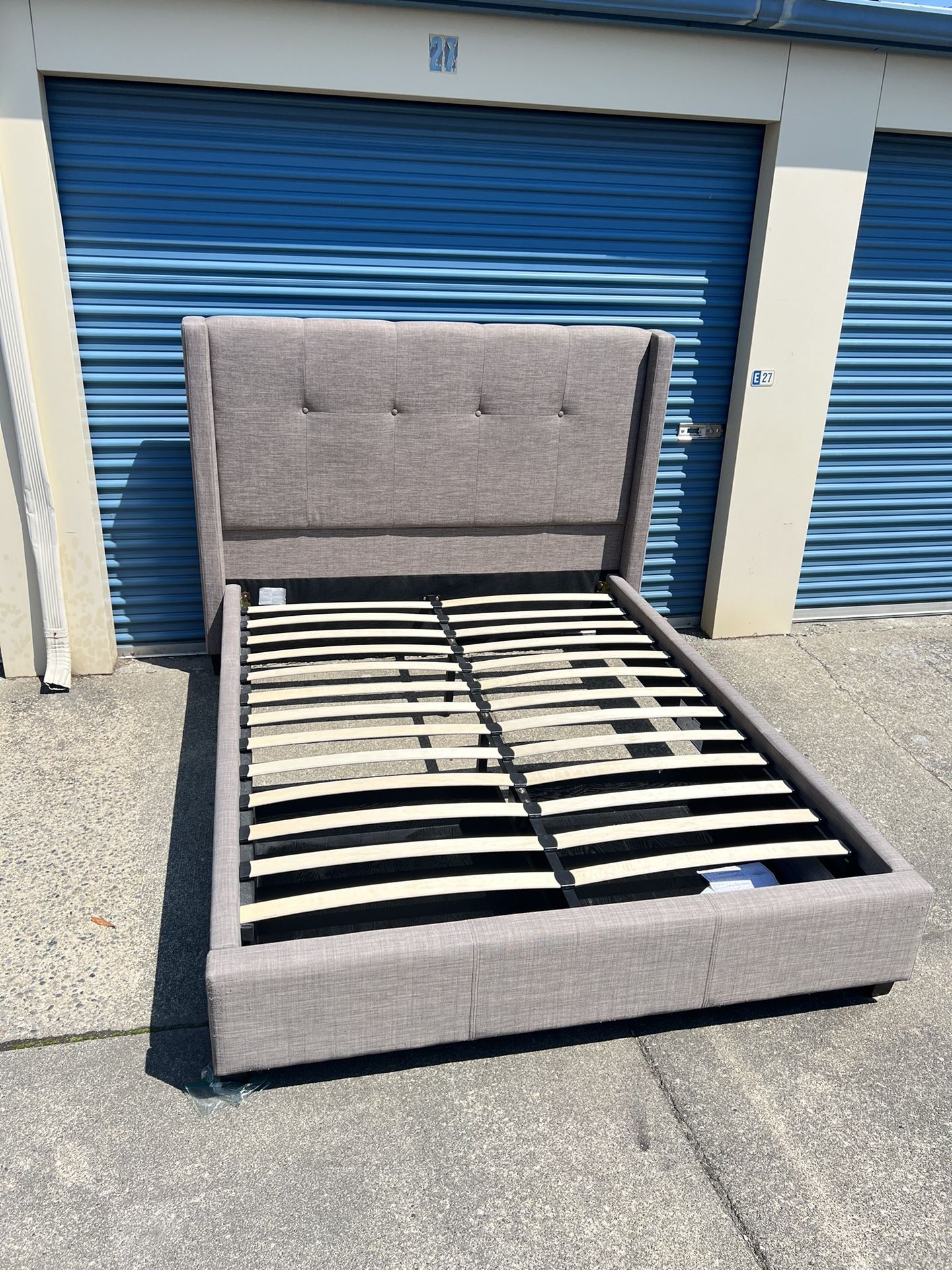 Zinus Upholstery Queen Platform Bed Frame With Storage Drawers And Tufts & Needles Memory Foam