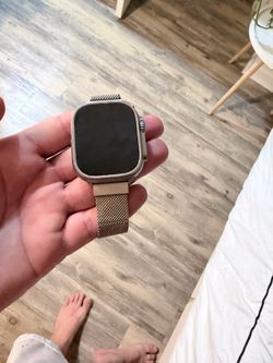 Apple Watch Ultra titanium 49mm