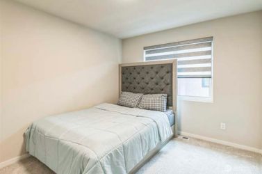 Bed Frame Queen Size