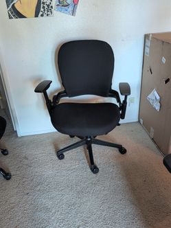 Steelcase Leap Plus Ergonomic Office Chair - Big and Tall $450  OBO