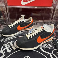 NEW Nike Cortez TXT – Men’s Size 10 – Black/Safety Orange/Sail 🔥