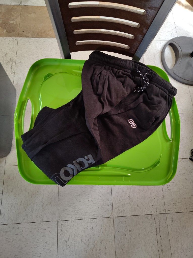 L Men Black Ecko Sweats