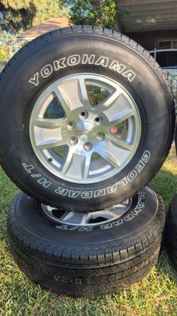 CHEVY SILVERADO RIMS AND TIRES 265 70 17 LLANTAS NUEBAS