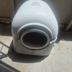 Robo Litter Box