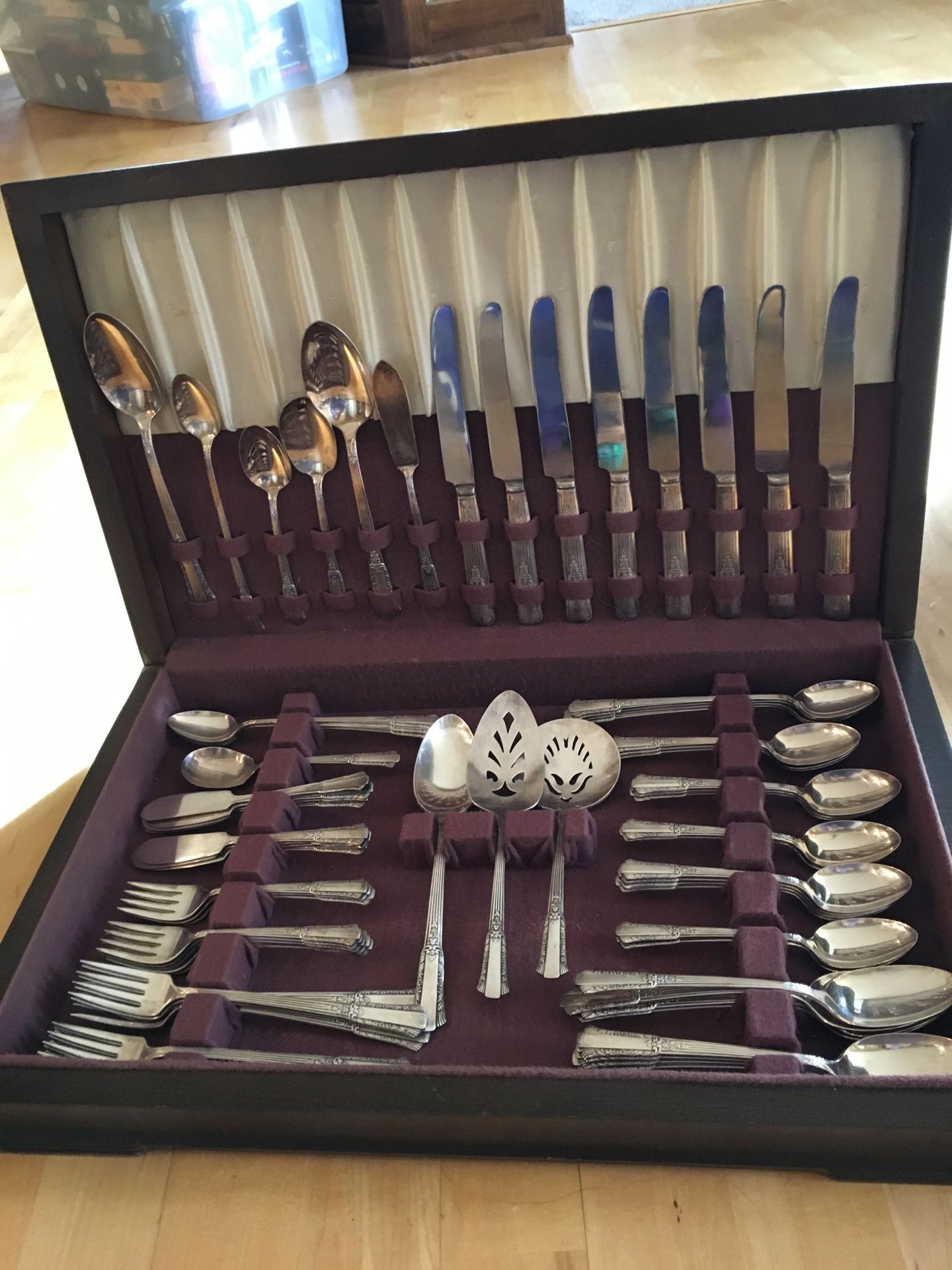 8 Piece With Extra Vintage Am Rogers Silverware Overlaid In Wooden Box