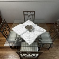 Dinner Table Set 7 Piece  & Two  Accent Chair 