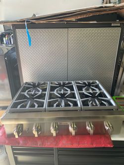 Cooktop gas range THERMADOR 6 burner 36”