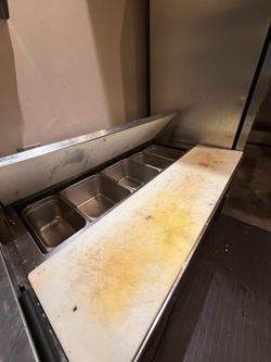 True Two door sandwich fridge