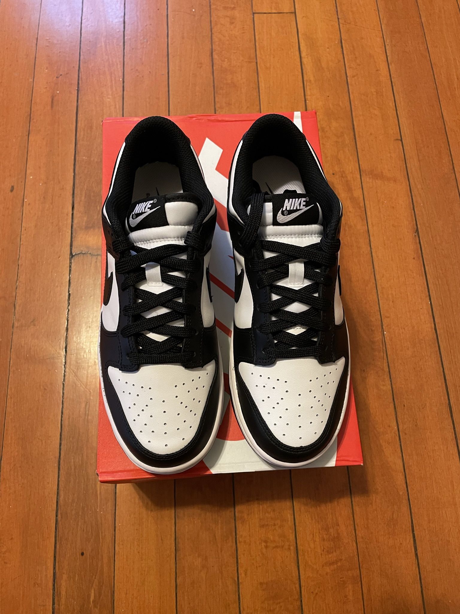 Nike Dunk Low Panda size 8 Women’s / 6.5 Men’s New