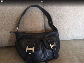 A Michael Kors Black Leather Purse