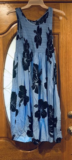 Hawaii dress One size $45.00  New bought in Hawaii 2023