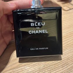 Set Of Cologne  Prada,bleu De Channel,Valentino 