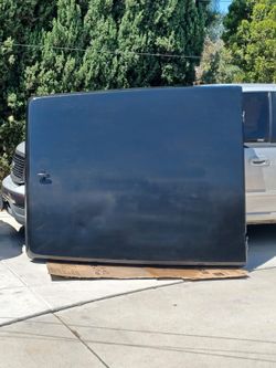 Truck bed cover