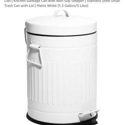 Round Step Trash Can 