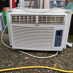 Haier Window Air Conditioning Unit