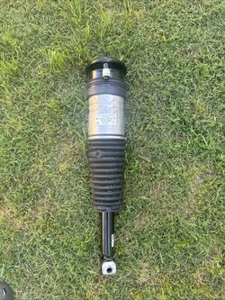 BMW i5 G60 2023 front air suspension shock absorber (contact info removed) GRB22177
