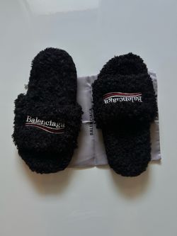 Balenciaga Slides (10)