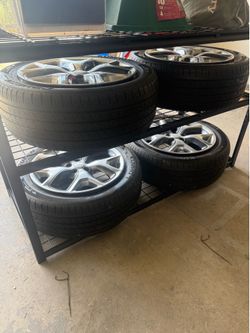 Stock 19” Kia Sorento Rims