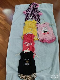 Dog Clothing All New 5 This Is For Only $25
