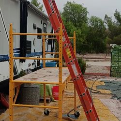 LADDER 24 FT