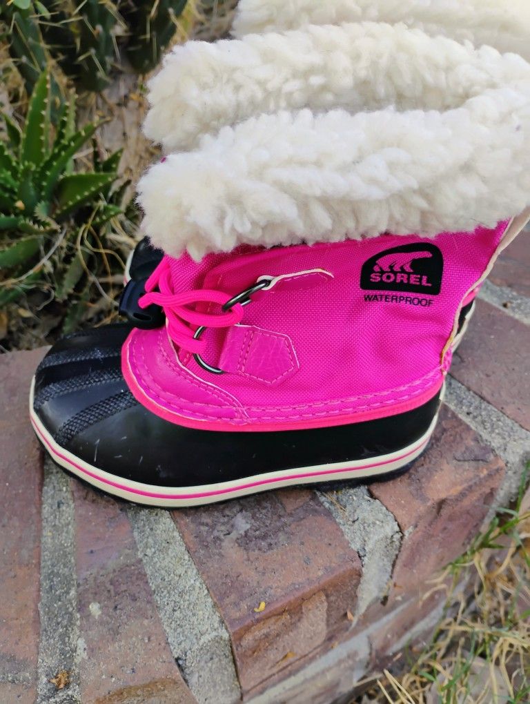 Sorel Like New Snow Boots Sz 7 C