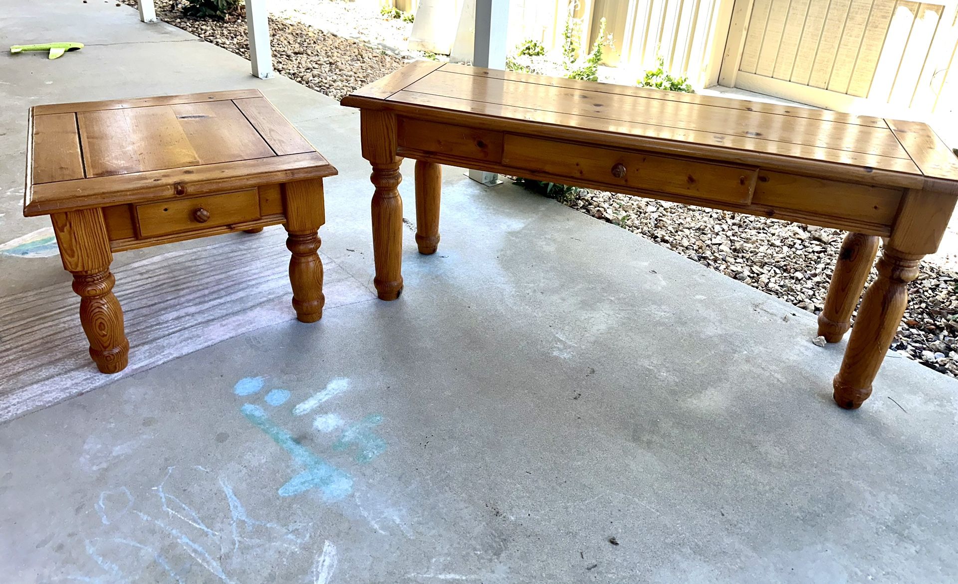Coffee And End Table