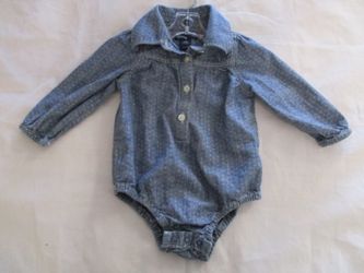 gap chambray onesie 6-9m baby girl infant