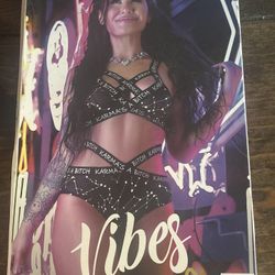 Bralette And Cutout Panty Set Size M/L