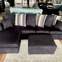 Brand New Sectional With Ottoman In Black - Delivery Available 