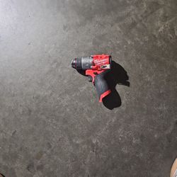 Milwaukee M12 Hammer Drill